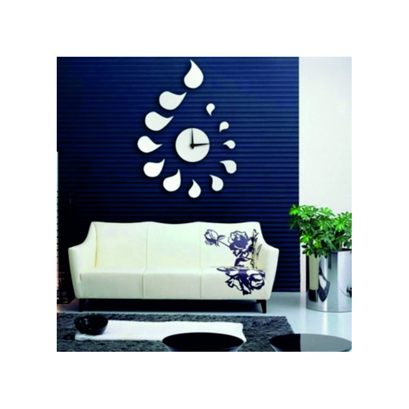 ROZMARIN csepp alakú matricás falióra saját kezűleg