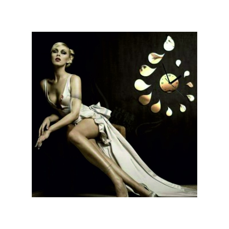 ROZMARIN csepp alakú matricás falióra saját kezűleg