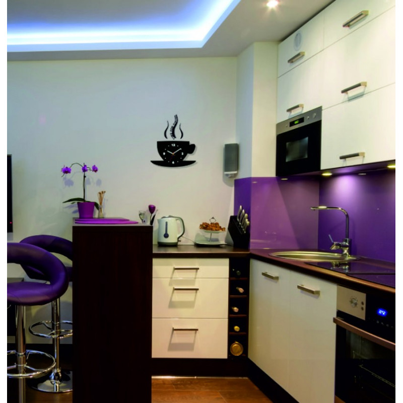 Modern falióra plexiüvegből. Trendi falióra ajándékba. X-momo óra. PMMA