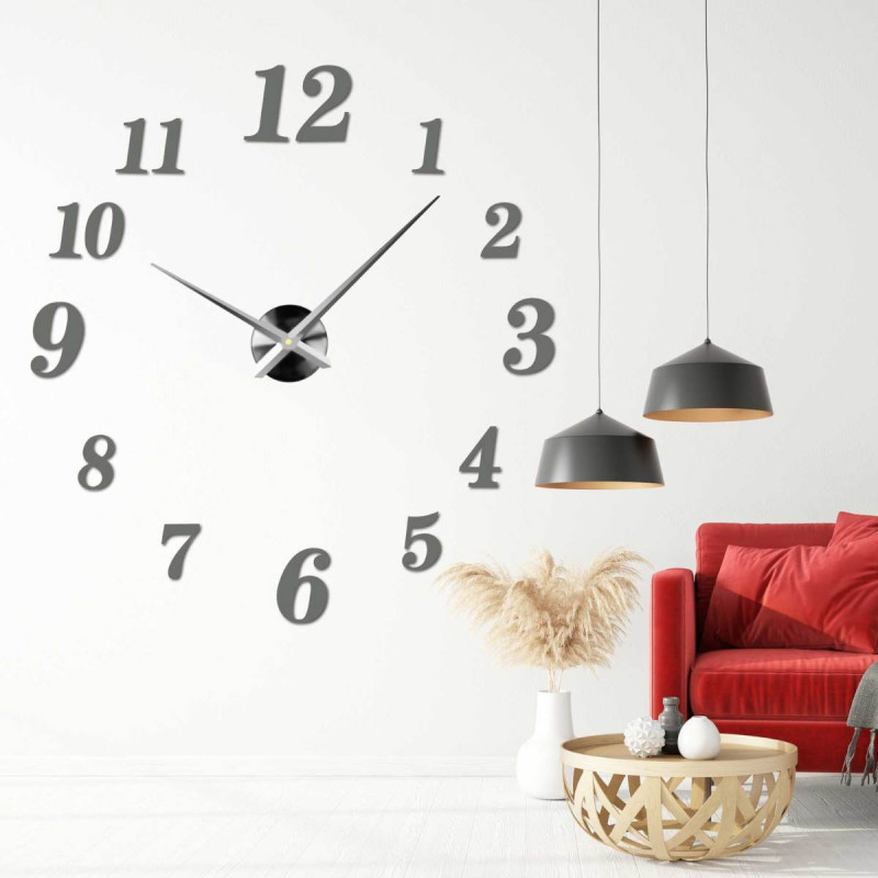 Plexiüvegből készült, öntapadós óra számlapjának részlete fekete mutatókkal