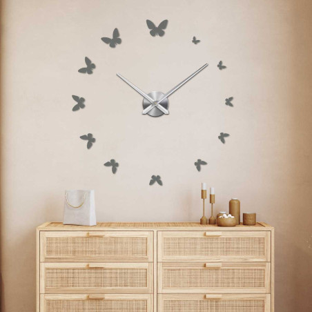 Dekoratív pillangóóra finom dizájnnal - JASON