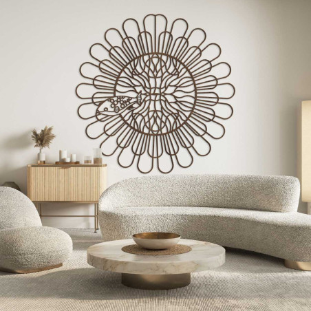 A díszítés geometrikus szerkezetű, koncentrikus ívekkel. A díszítés geometrikus szerkezetű, koncentrikus ívekkel.