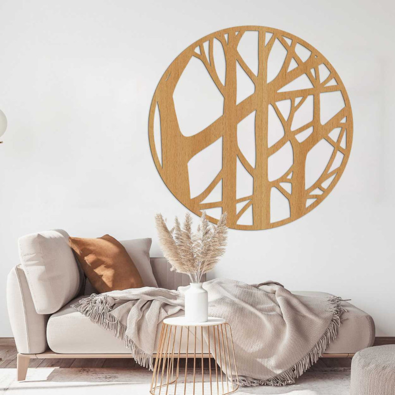 Kerek fa dekoráció faragott faágakkal