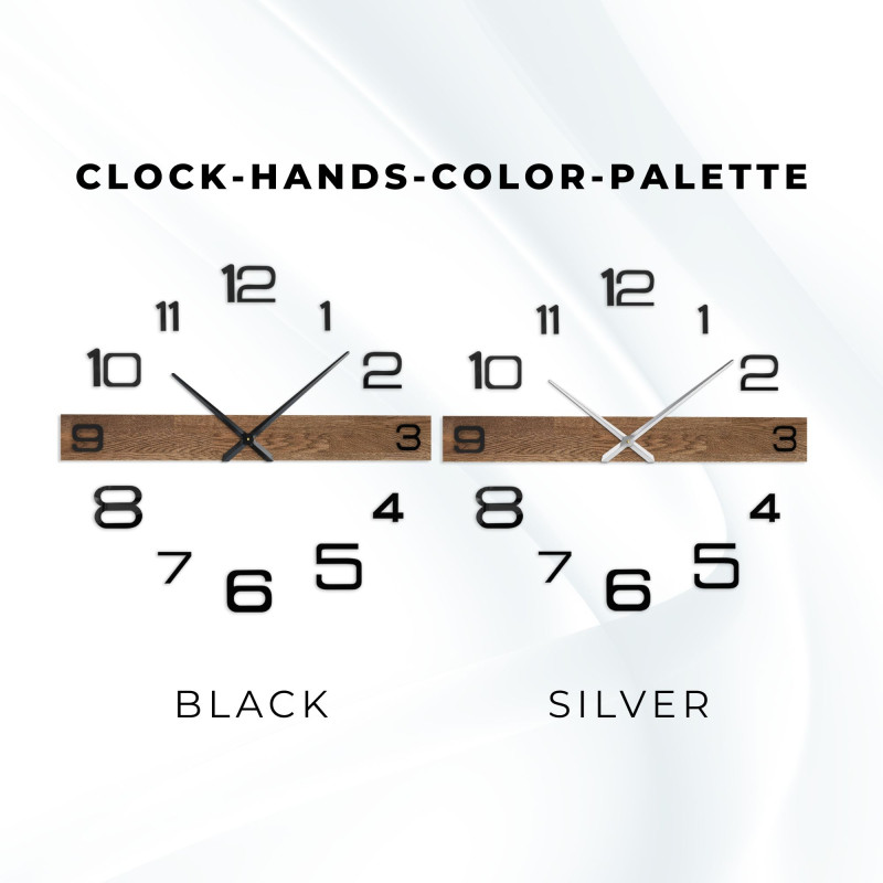 Nagyméretű, fából készült falióra jellegzetes fekete mutatókkal és különálló számokkal.