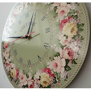 Modern falióra, falióra fából, rétegelt lemezből 2