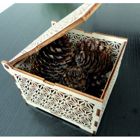 Fa- és műanyag díszek, karácsonyi díszek, fából készült vintage kiegészítők