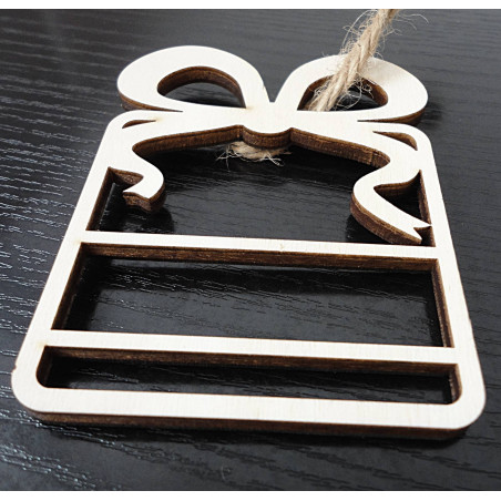 Díszek méretei, karácsonyi díszek, fa kiegészítők, díszek fából és műanyagból