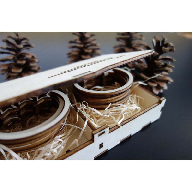 Fa és műanyag díszek,karácsonyi díszek,fából készült vintage kiegészítők