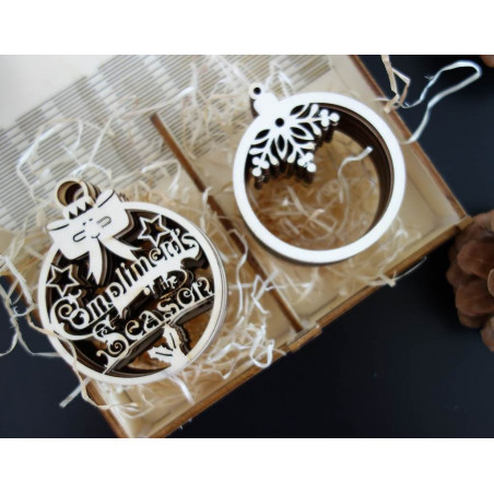 Díszek, karácsonyi díszek, faáruk, fa- vagy műanyag díszek méretei