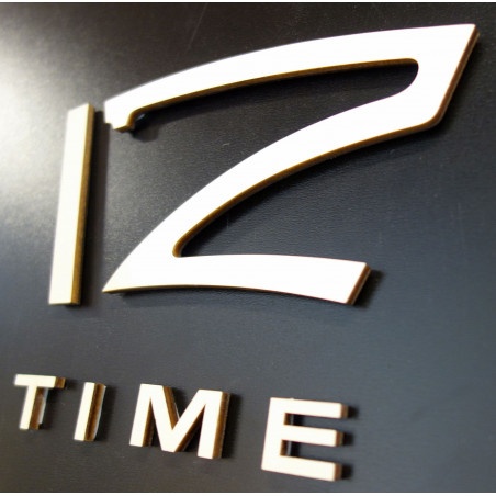 Modern falióra, fából készült falióra, rétegelt lemez