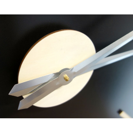 Modern falióra, fából készült falióra, rétegelt lemez