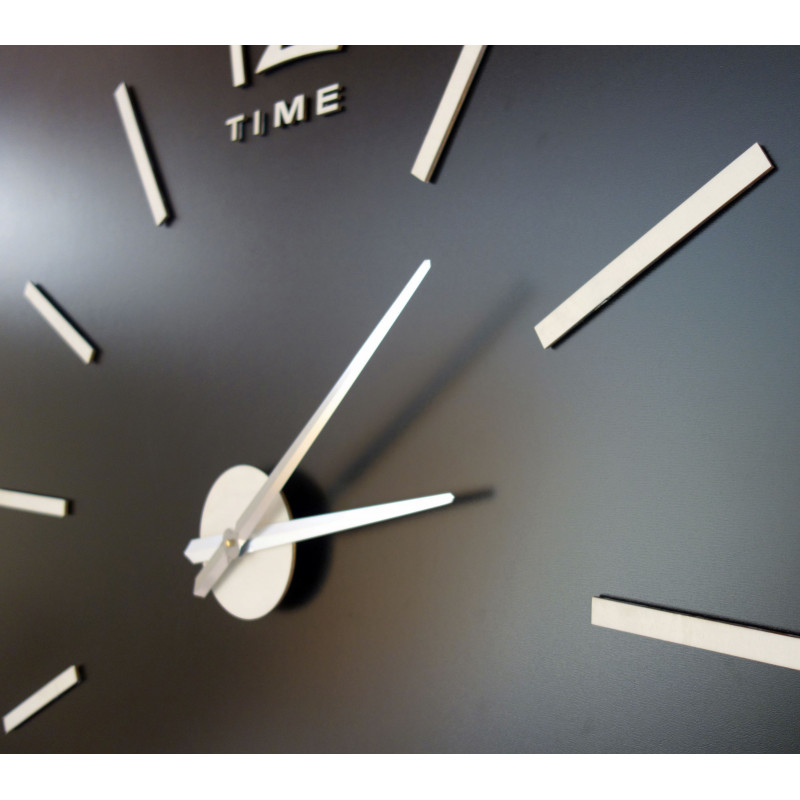 Modern falióra, fából készült falióra, rétegelt lemez