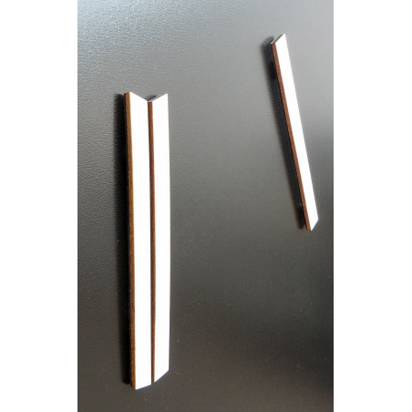 Modern falióra, fából készült falióra, rétegelt lemez