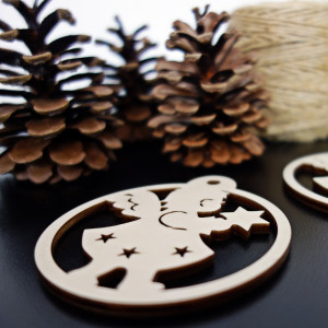 Karácsonyi díszek fából, méret: 79x90 mm 2