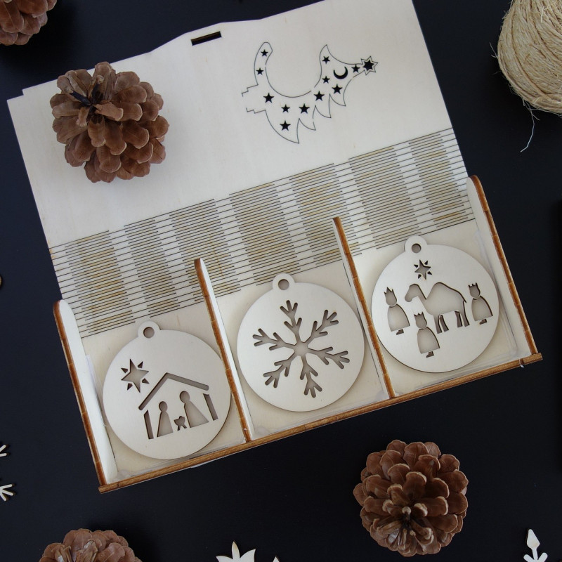 Karácsonyi díszek készlete, amelyek 1 darab 18 darabot kérnek