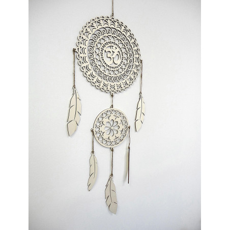 Fából készült álomfogó OM mandalával, kézzel kidolgozott, natúr díszítéssel, ajándéknak is alkalmas. Fából készült álomfogó OM mandalával, kézzel kidolgozott, natúr díszítéssel, ajándéknak is alkalmas.