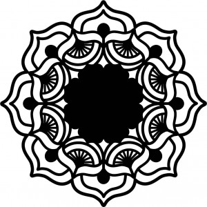 Az élet rózsája fafaragással körülvett egy rétegelt falon MIREK 2